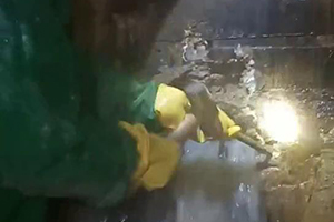 汉中消防水池堵漏施工视频